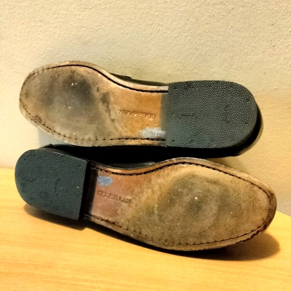 Cole Haan PINCH TASSEL IN BLACK - Picture 10 of 13